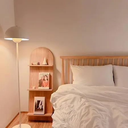 3 Bed Room With Queen Bed